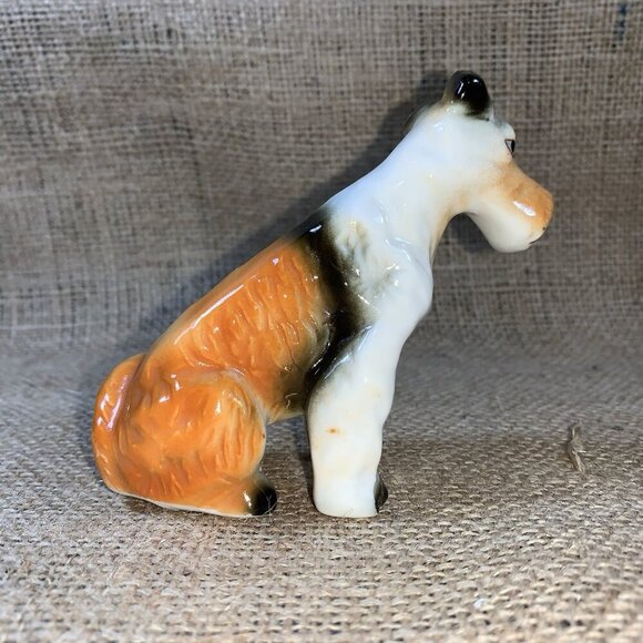 Vintage Porcelain  Wire Haired Fox Terrier Figurine 3.75 Inches - Picture 3 of 9